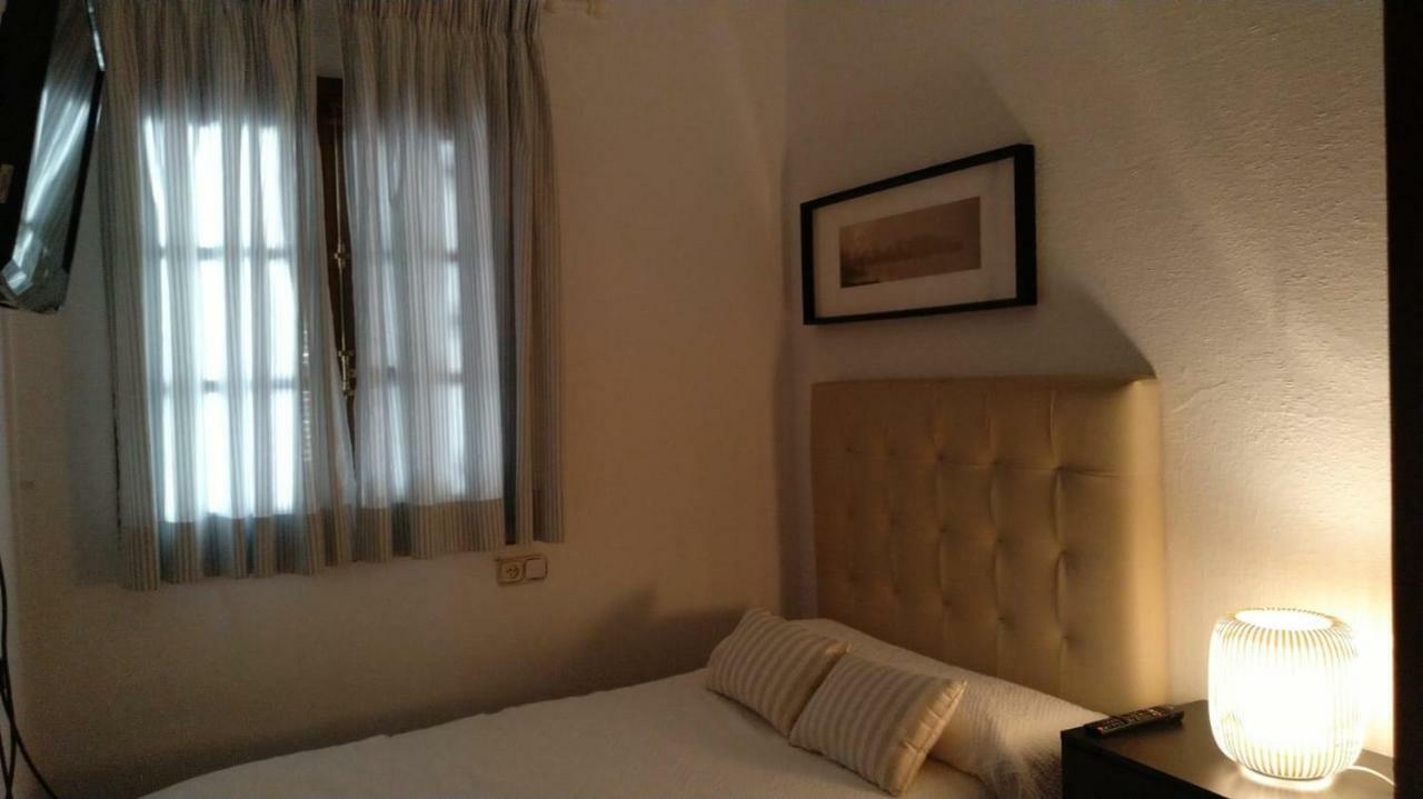 Apartamento Con Vistas Al Rio Lägenhet Setenil De Las Bodegas Exteriör bild